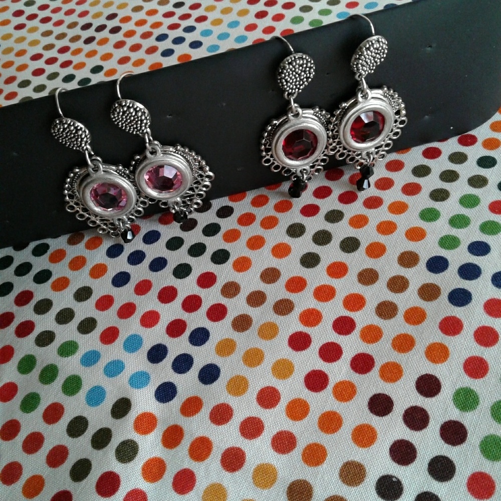 Red and Black Crystals Silver Scroll Earrings